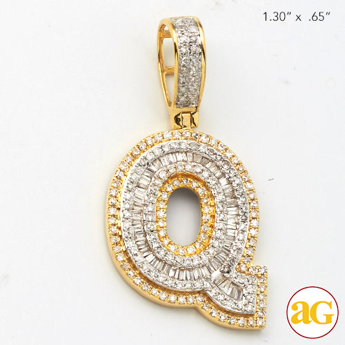 Diamond deals q pendant