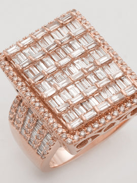 14KR 4.50CTW DIAMOND BAGUETTE SQUARE RING