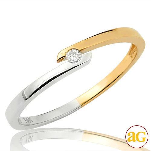 14KY+W 0.02CTW DIAMOND TWO TONE FANCY BAND