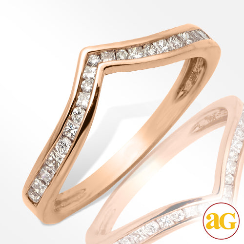 14KR 0.25CTW DIAMOND V-SHAPED CURVED BAND