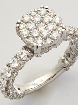 14KW 3.00CTW ROUND CLUSTER DIAMOND RING