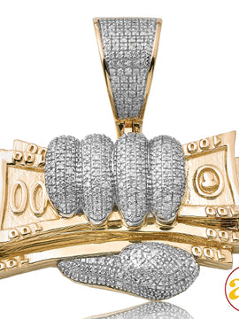 10KY 0.65CTW DIAMOND MONEY FIST PENDANT